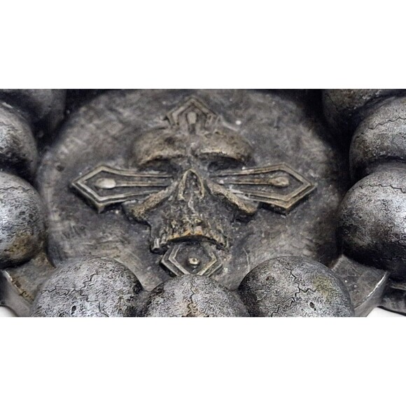 VINTAGE SUMMIT COLLECTION SKULL & CROSS RESIN 6” ASHTRAY - Picture 3 of 5